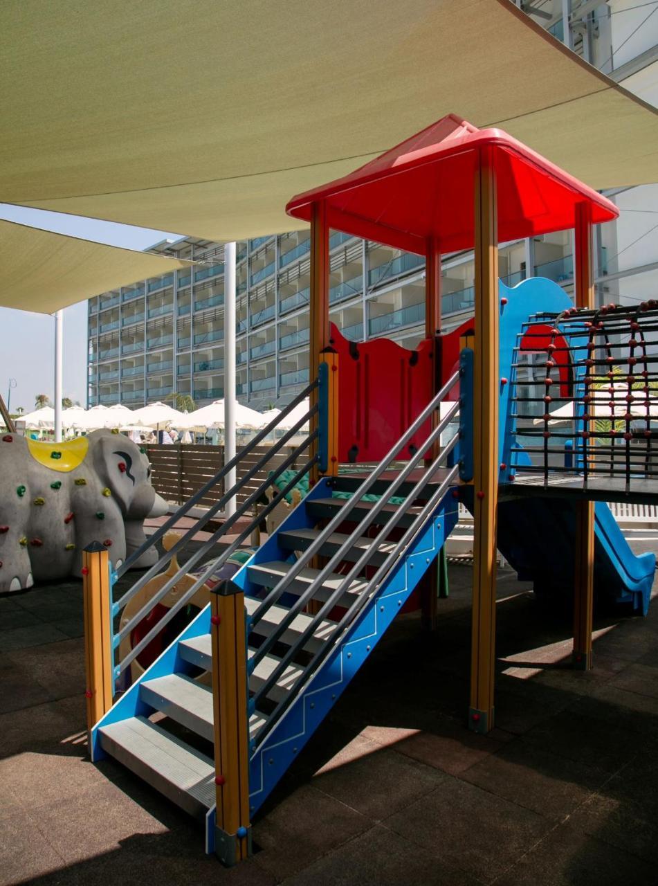 Asterias 4* Ayía Nápa
